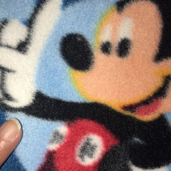 Unisex Child’s Mickey Mouse Sleeping Bag - Picture 2 of 7
